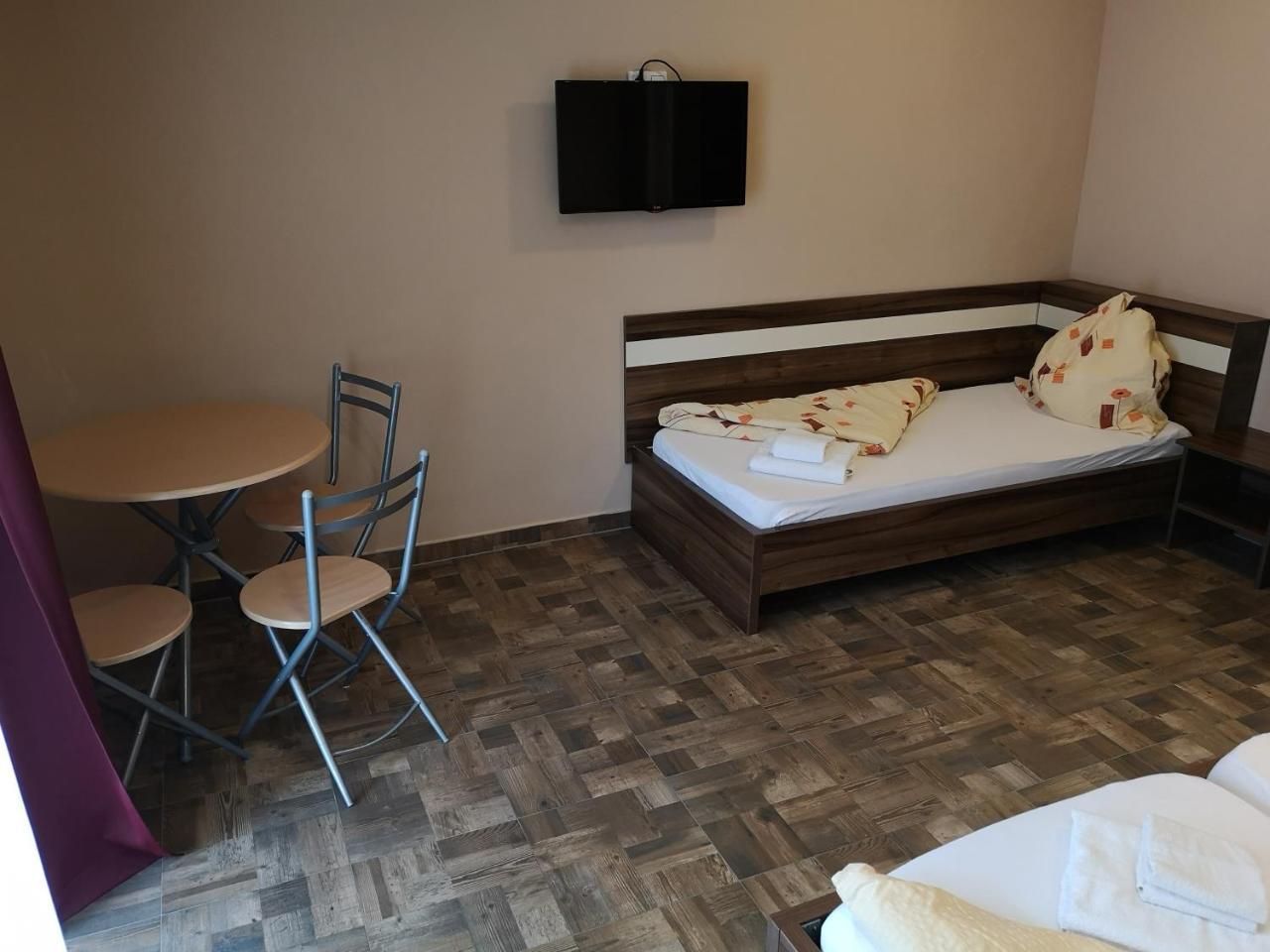 Borostyán Panzió Balatonfüred Acomodação com café da manhã Exterior foto